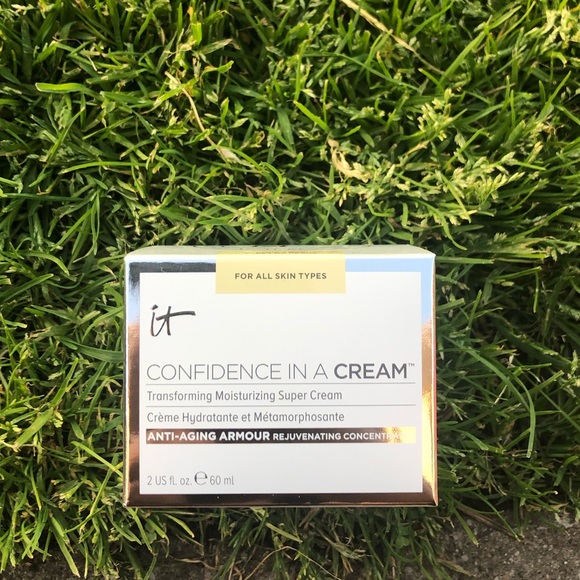 it cosmetics Other - It Cosmetics Confidence In a Cream! 2 US fl. oz. 60 ml
